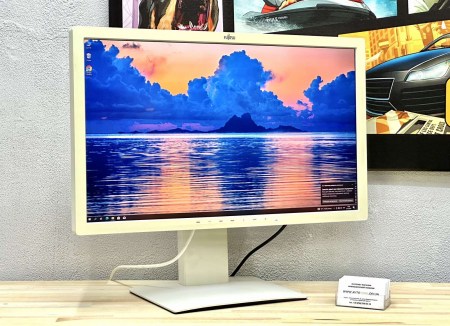Fujitsu P27T-7 LED